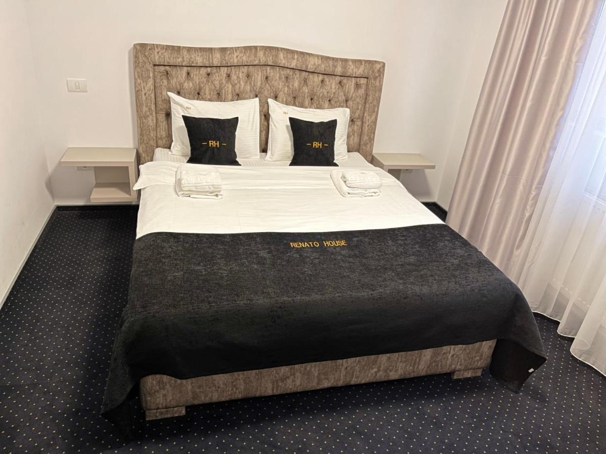 Renato House Hotell Târgu Jiu Eksteriør bilde